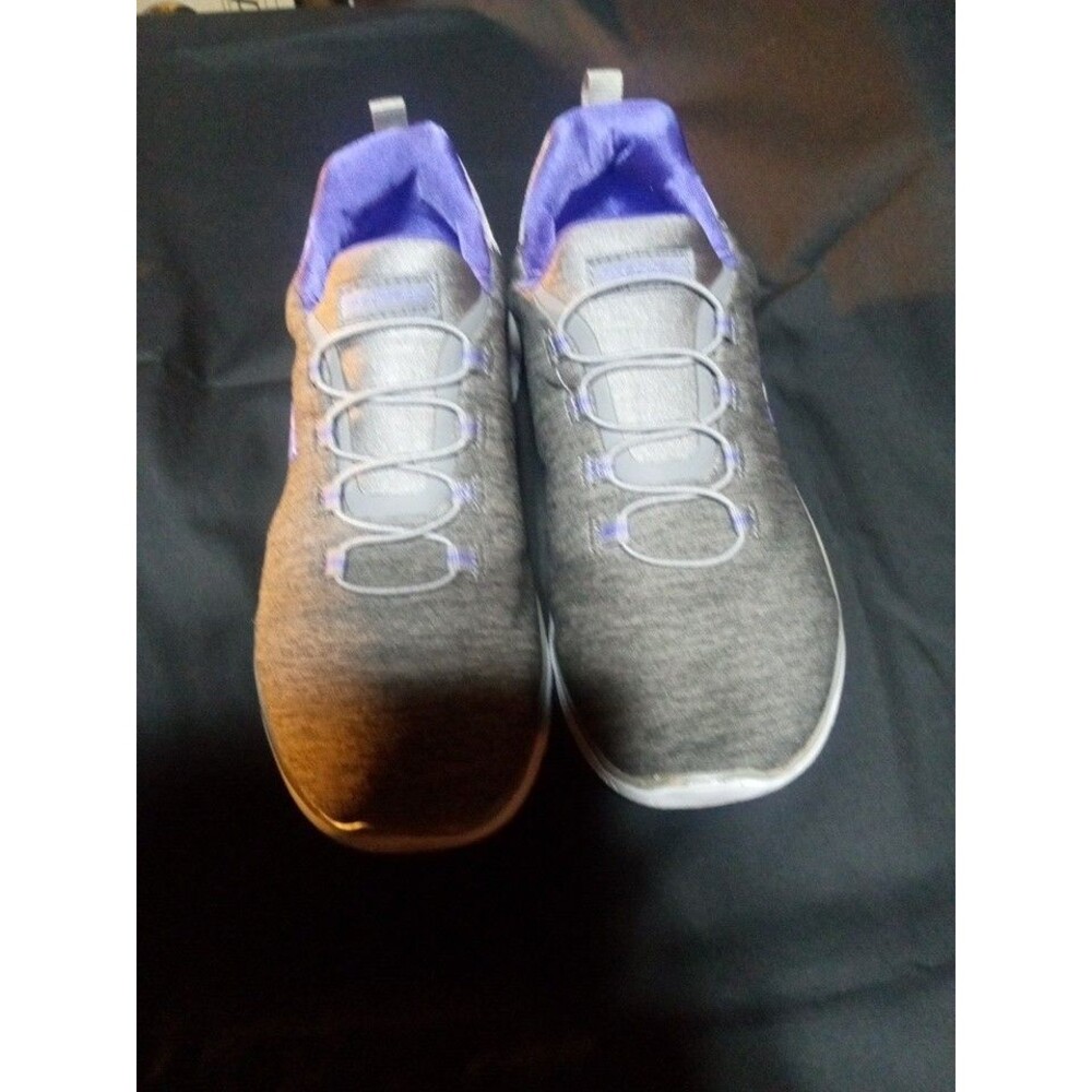 Skechers Womens 6.5 Memory Foam Athleisure Sneakers